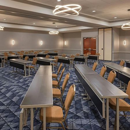 Courtyard By Marriott Sacramento Cal Expo Hotel Buitenkant foto