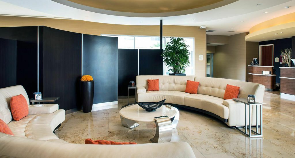 Courtyard By Marriott Sacramento Cal Expo Hotel Buitenkant foto